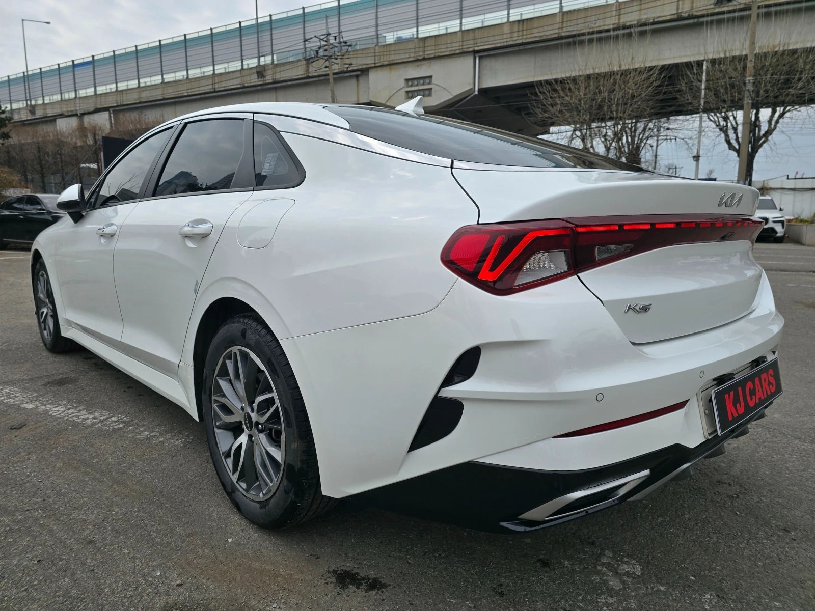 Kia K5 2, 0 LPI, снимка 5 - Автомобили и джипове - 55795911