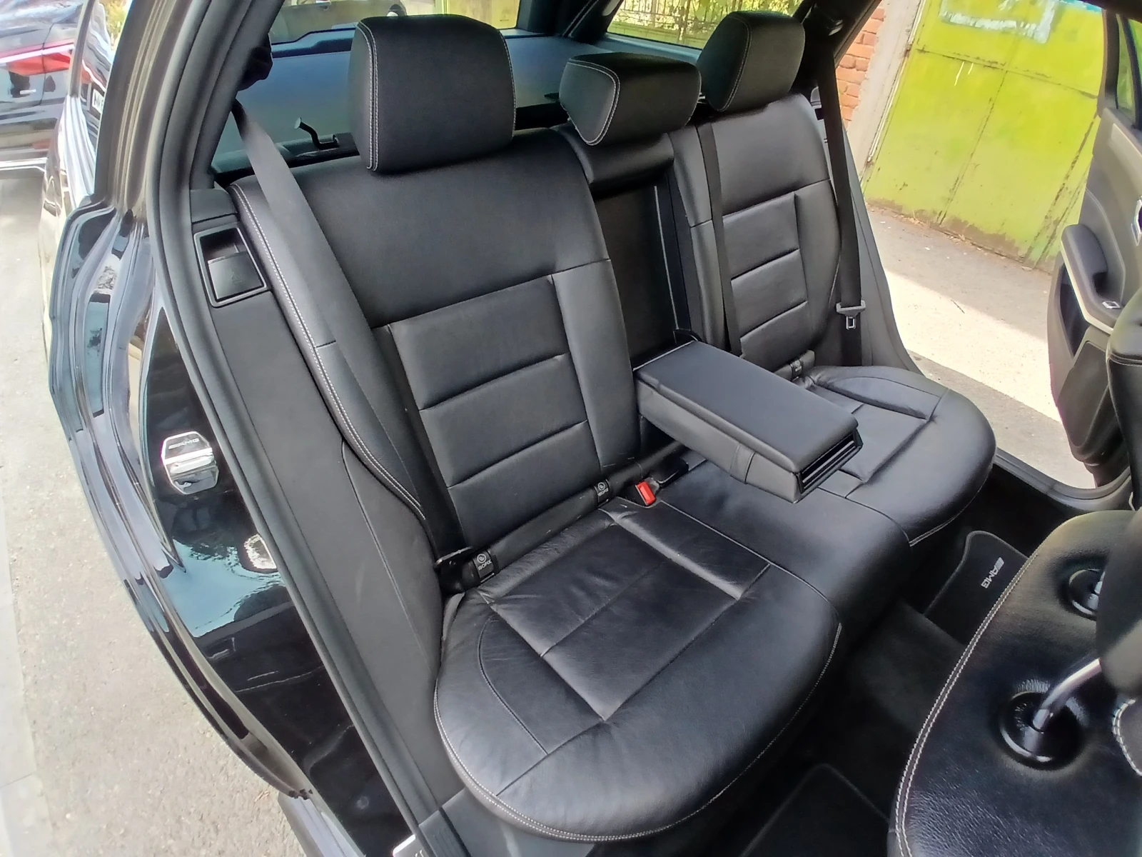 Mercedes-Benz E 350 9G - AMG, снимка 10 - Автомобили и джипове - 56316170
