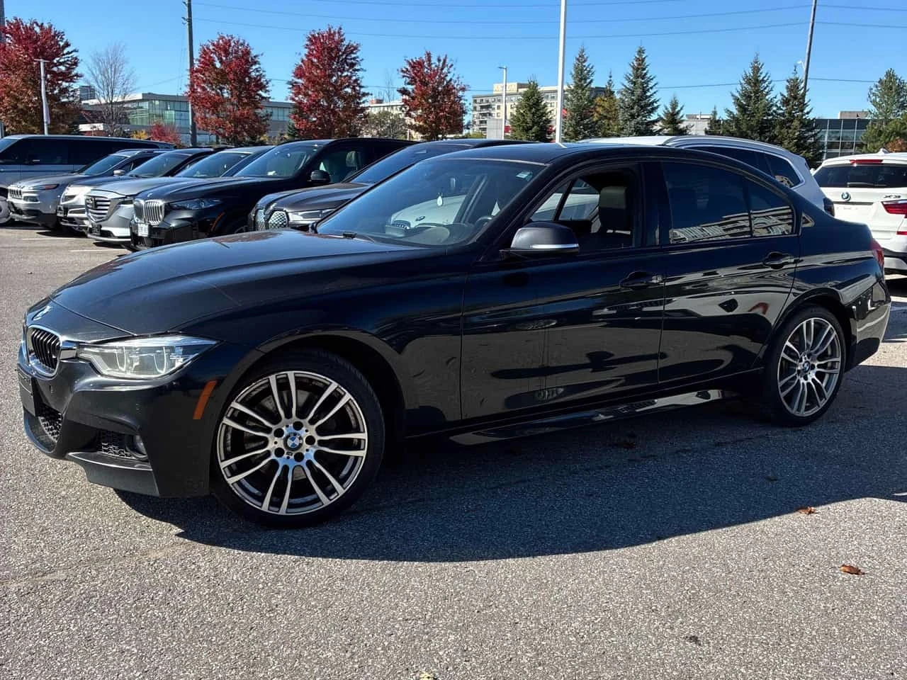 BMW 330 * 330i xDrive * � ����� * CARFAX *  | Mobile.bg � ����������� 3