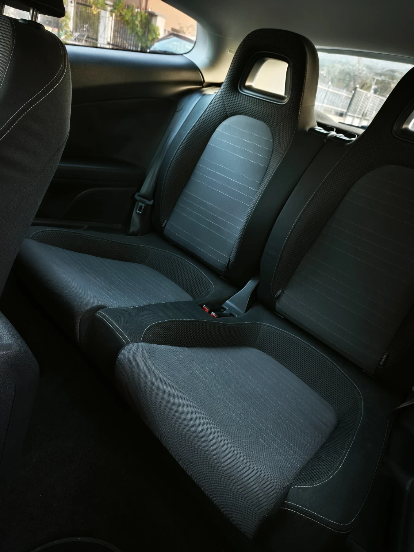 VW Scirocco, снимка 9 - Автомобили и джипове - 56646304