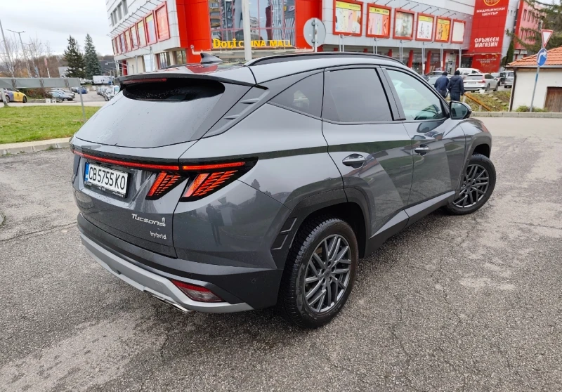 Hyundai Tucson LUXURY 20 TH ANNIVERSARY 1.6HEV/215HP/4X4/, снимка 5 - Автомобили и джипове - 52976759