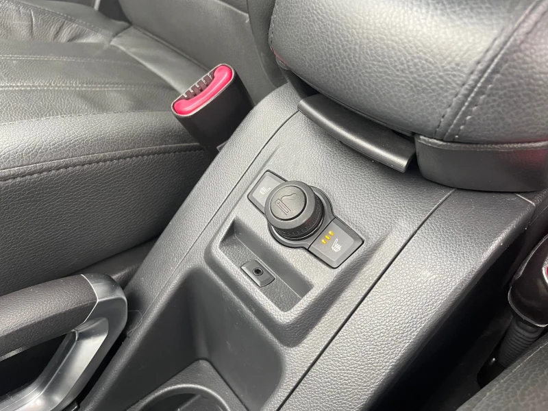 Opel Antara 2.0CDTI-4x4-198000км-АВТОМАТ-КОЖА-ПОДГРЕВ, снимка 11 - Автомобили и джипове - 53040412