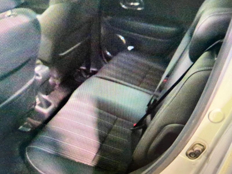 Honda Hr-v 1.5I-VTEC, EXECUTIVE, 72000км!, снимка 7 - Автомобили и джипове - 53165553