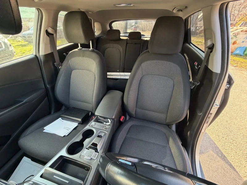 Hyundai Kona 64kWh SOH - 96.2% сервизна книжка , снимка 8 - Автомобили и джипове - 53425966