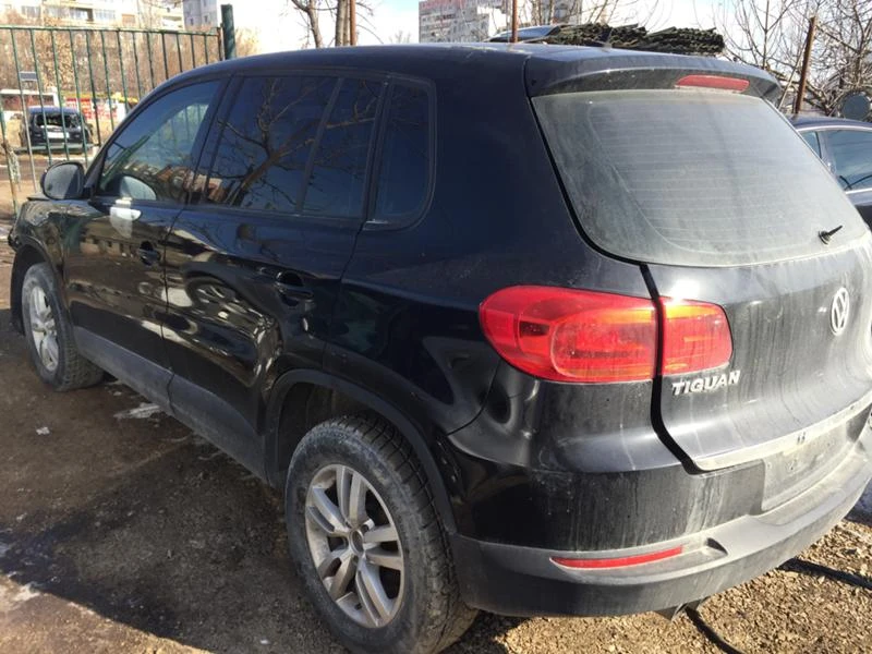 VW Tiguan 2.0TDI-CR-140, снимка 15 - Автомобили и джипове - 20892416