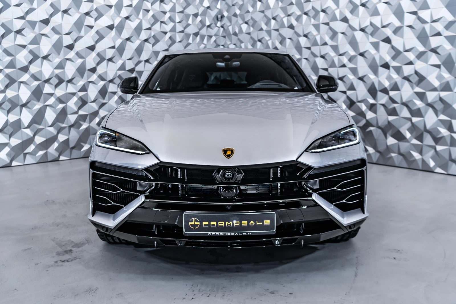 Lamborghini Urus SE* B&O* Pano* Ceramic - изображение 2