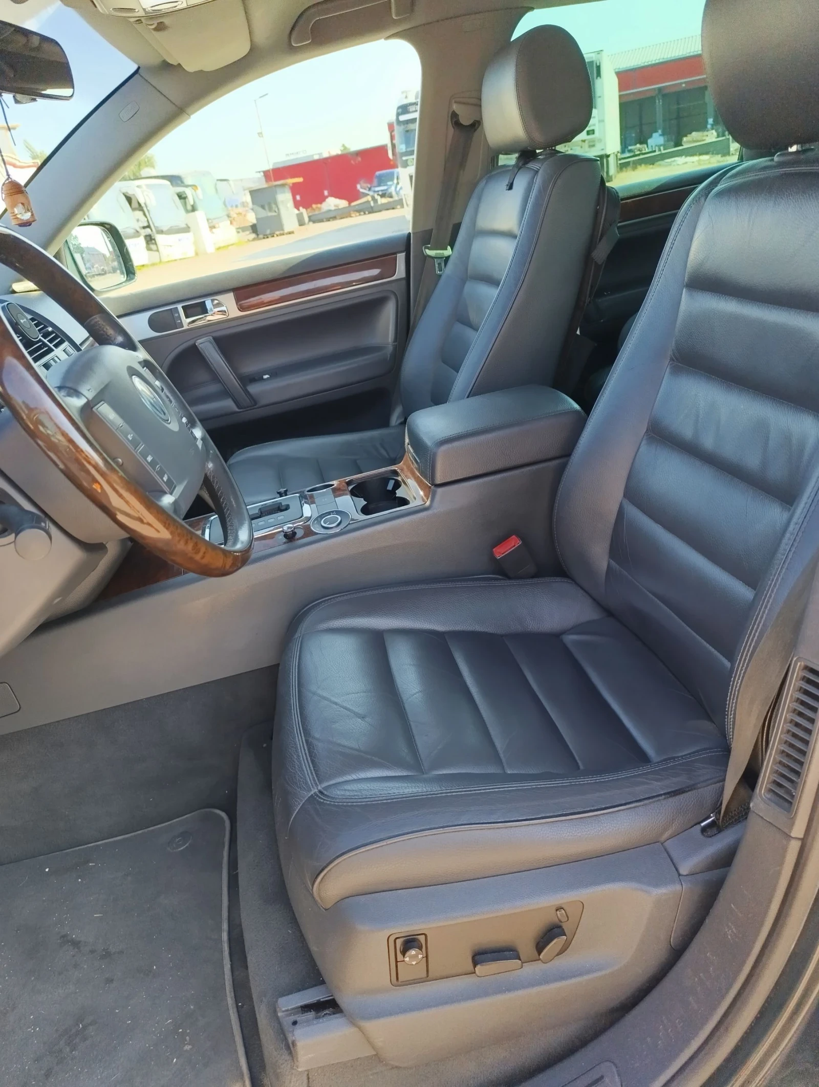 VW Touareg 3.2 БЕНЗИН/ГАЗ - изображение 10