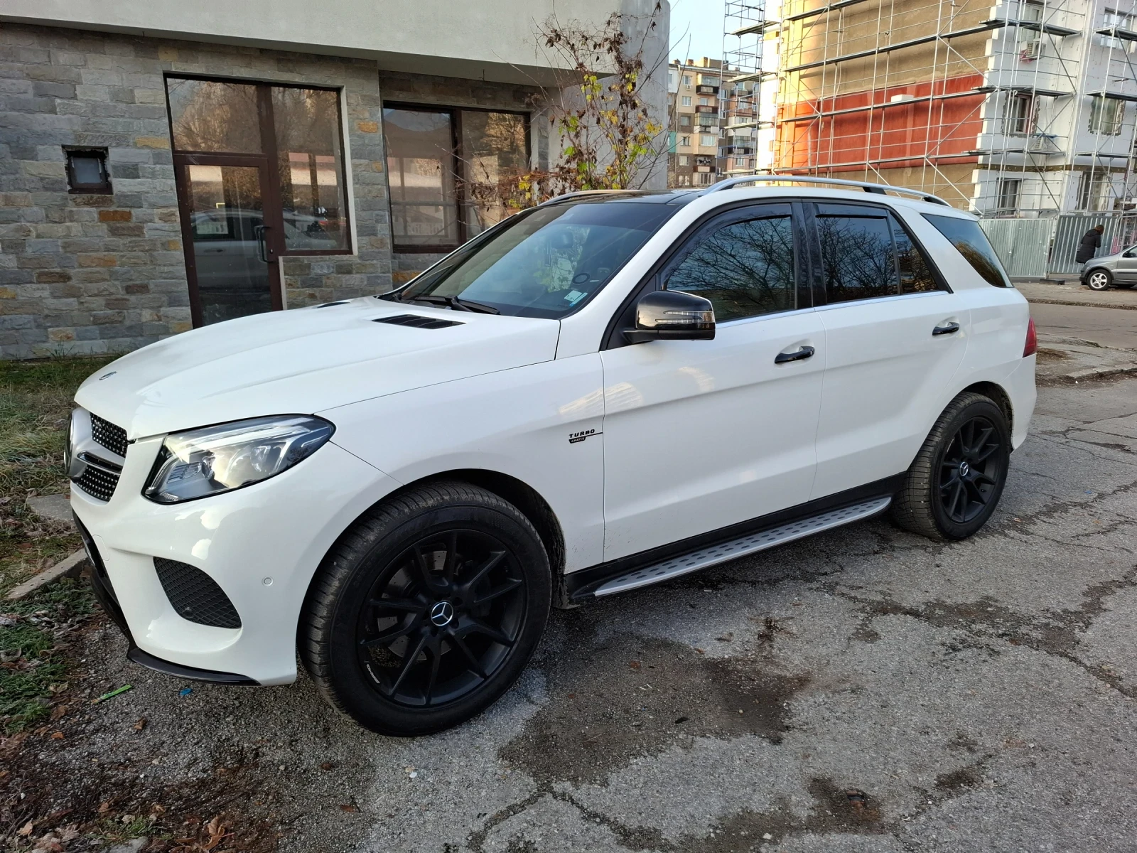 Mercedes-Benz GLE 350  - изображение 3