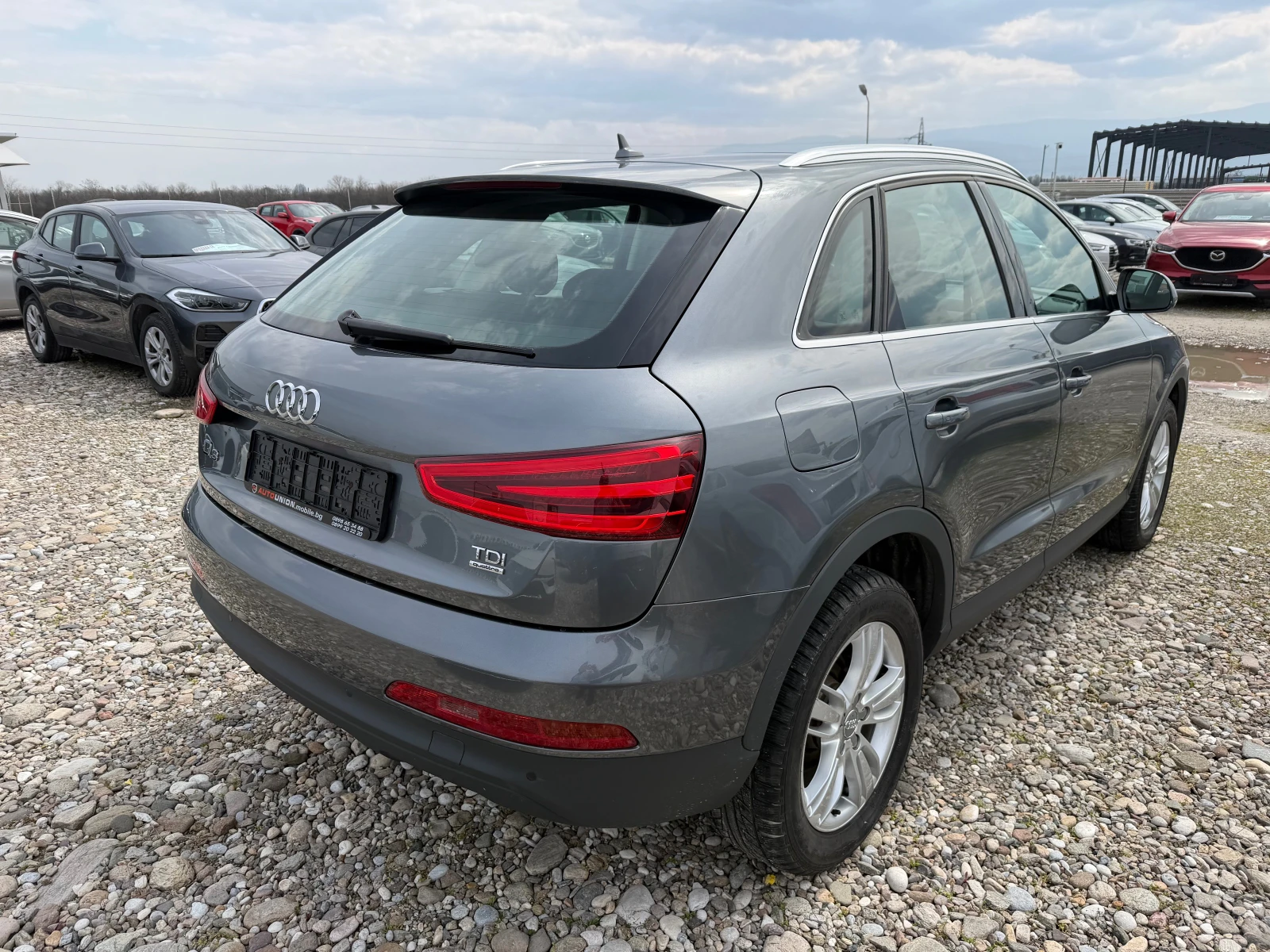 Audi Q3 2.0 TDI QUATTRO(КАТО НОВА), снимка 5 - Автомобили и джипове - 53985822