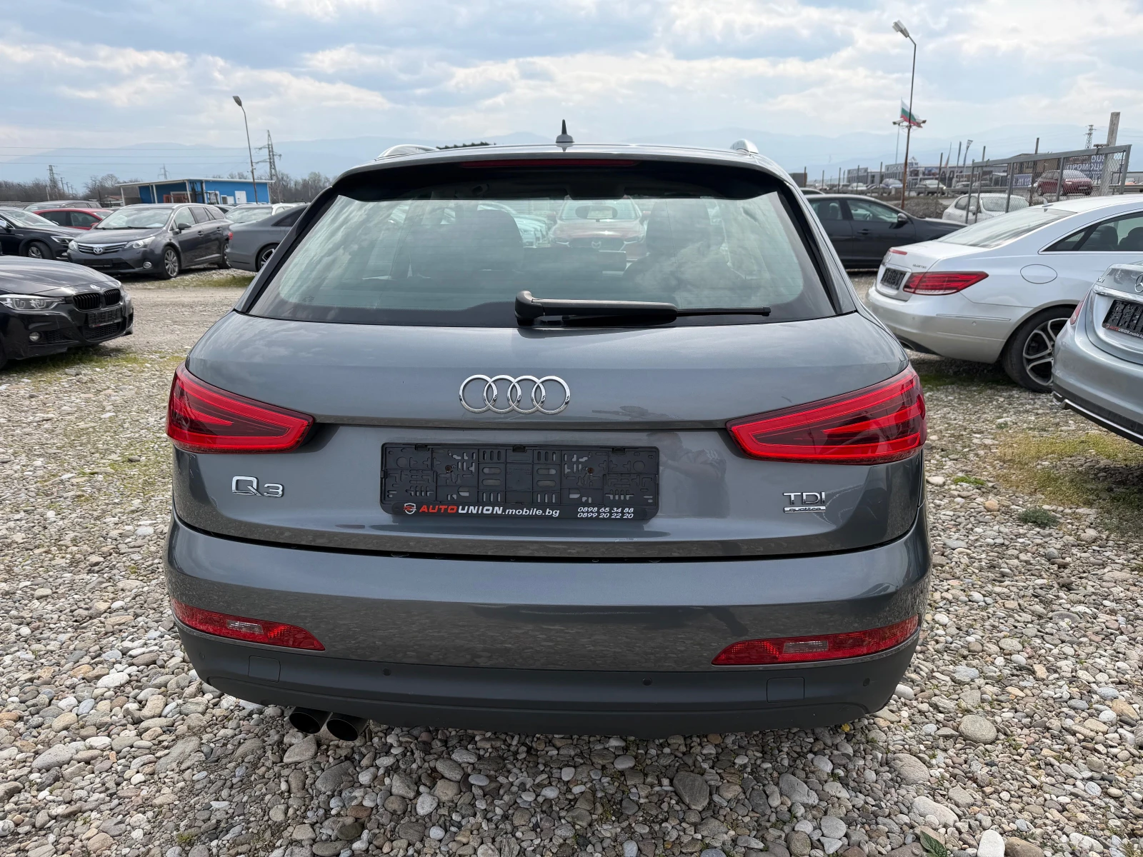 Audi Q3 2.0 TDI QUATTRO(КАТО НОВА), снимка 6 - Автомобили и джипове - 53985822