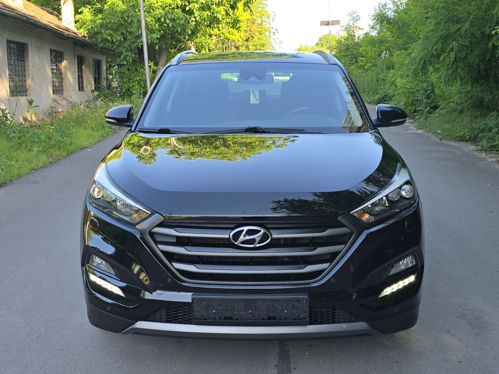 Hyundai Tucson 1.7crdi--navi--xenon, снимка 2 - Автомобили и джипове - 54692577