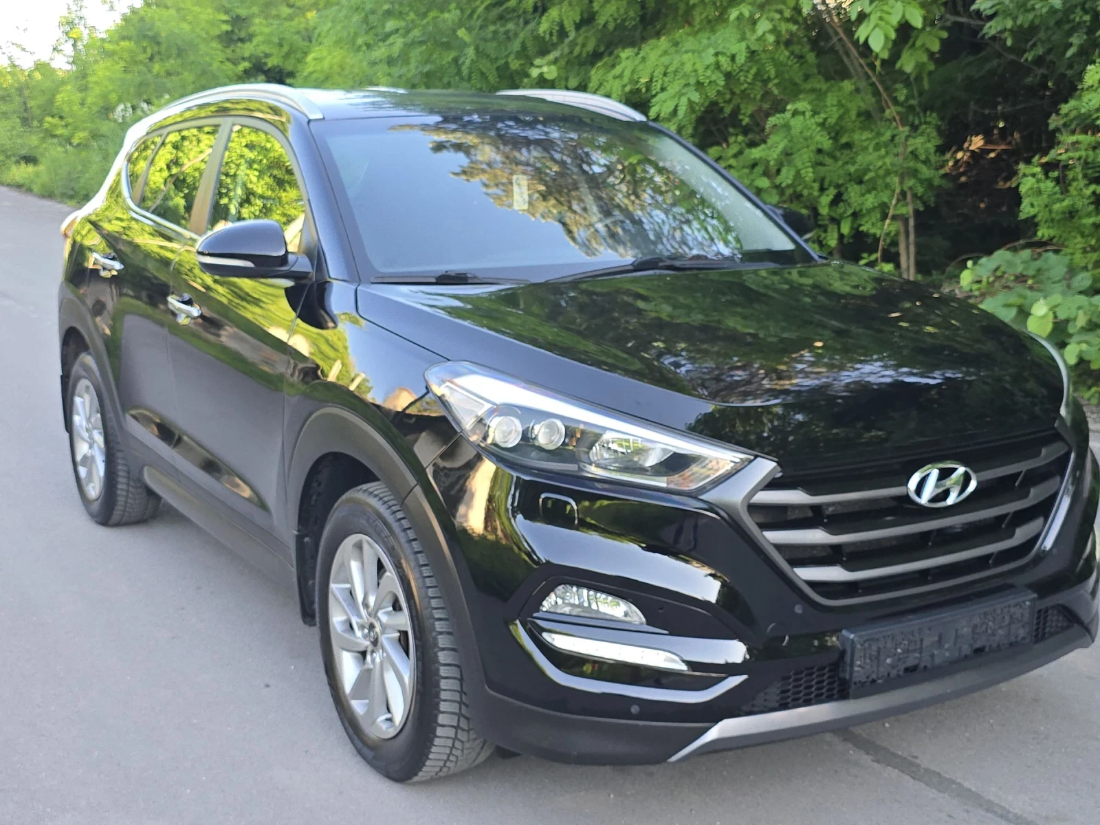 Hyundai Tucson 1.7crdi--navi--xenon, снимка 3 - Автомобили и джипове - 54692577
