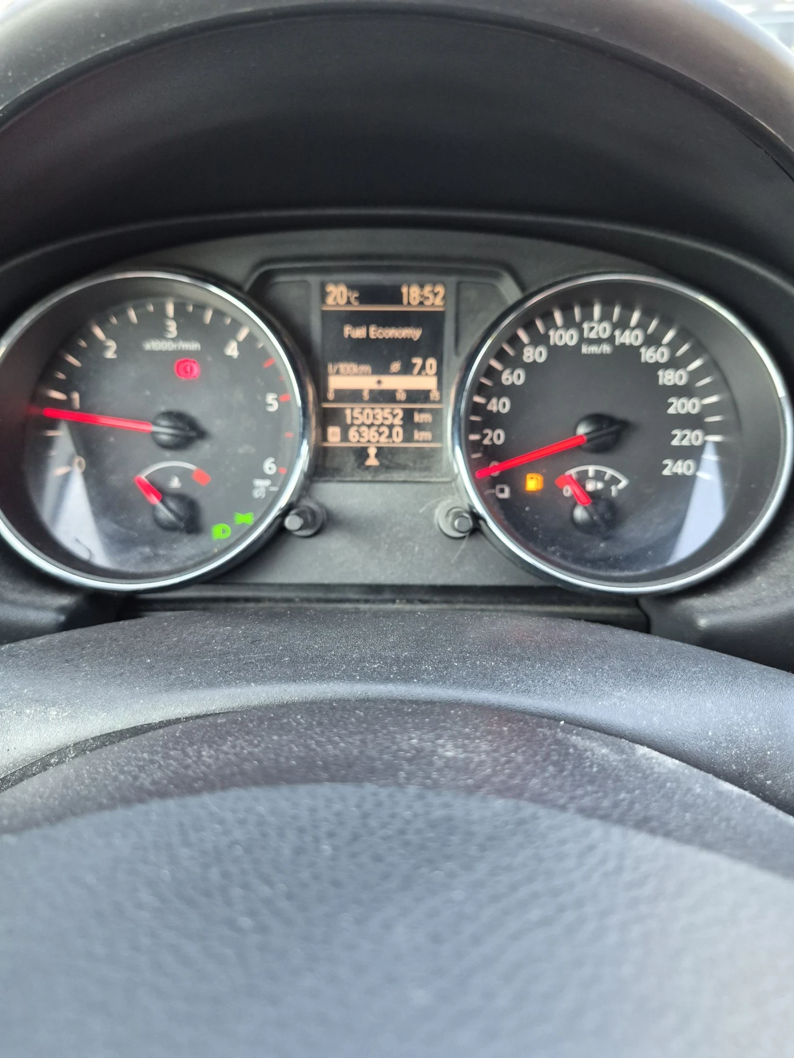 Nissan Qashqai 1.5 DCI Evro 5, снимка 13 - Автомобили и джипове - 55280323
