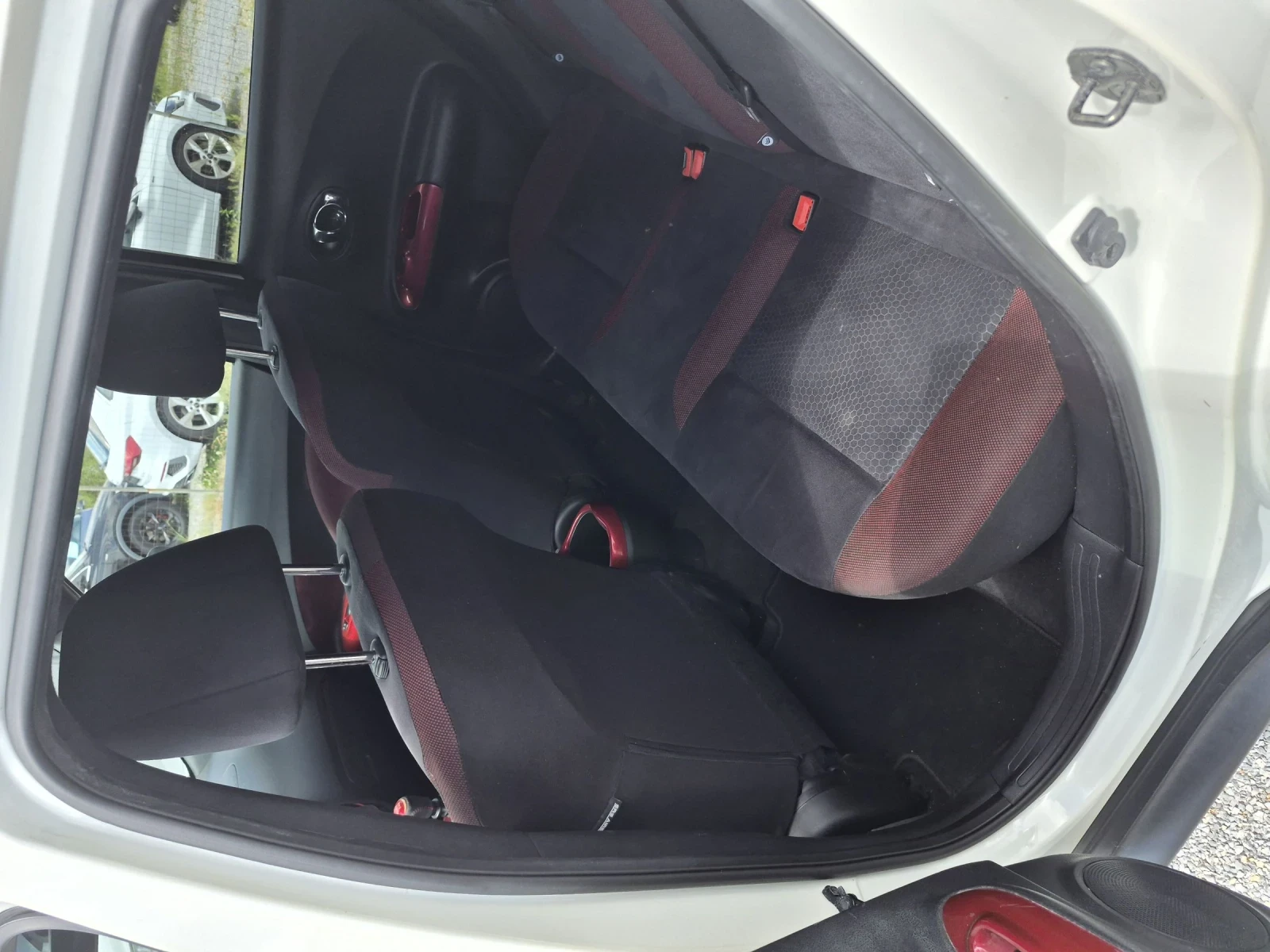 Nissan Juke 1.5 DCI Evro 5, снимка 10 - Автомобили и джипове - 55353821
