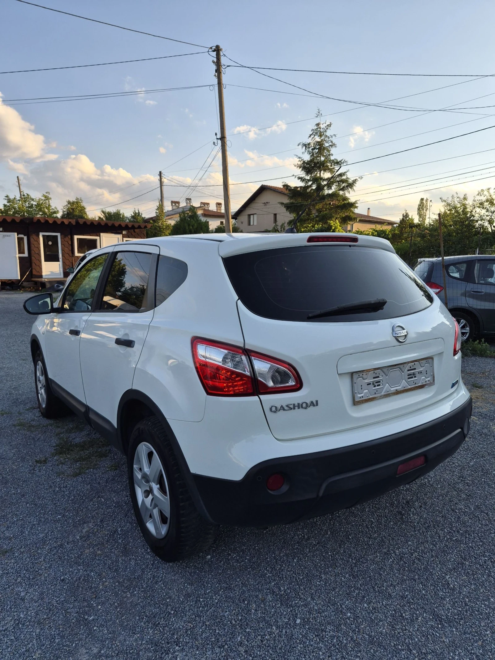 Nissan Qashqai 1.5 DCI Evro 5, снимка 3 - Автомобили и джипове - 55280323