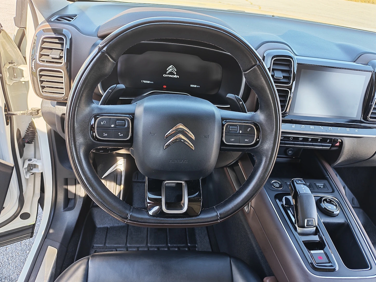 Citroen C5 Aircross 1.6 SHINE 180 EAT8, снимка 8 - Автомобили и джипове - 55614310