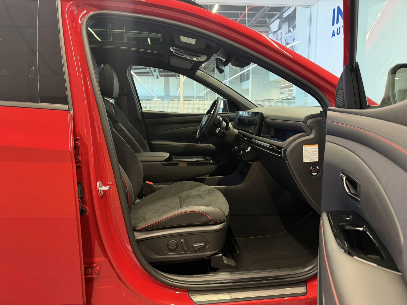 Hyundai Tucson FL LUXURY N Line Hybrid AWD, снимка 16 - Автомобили и джипове - 55936114