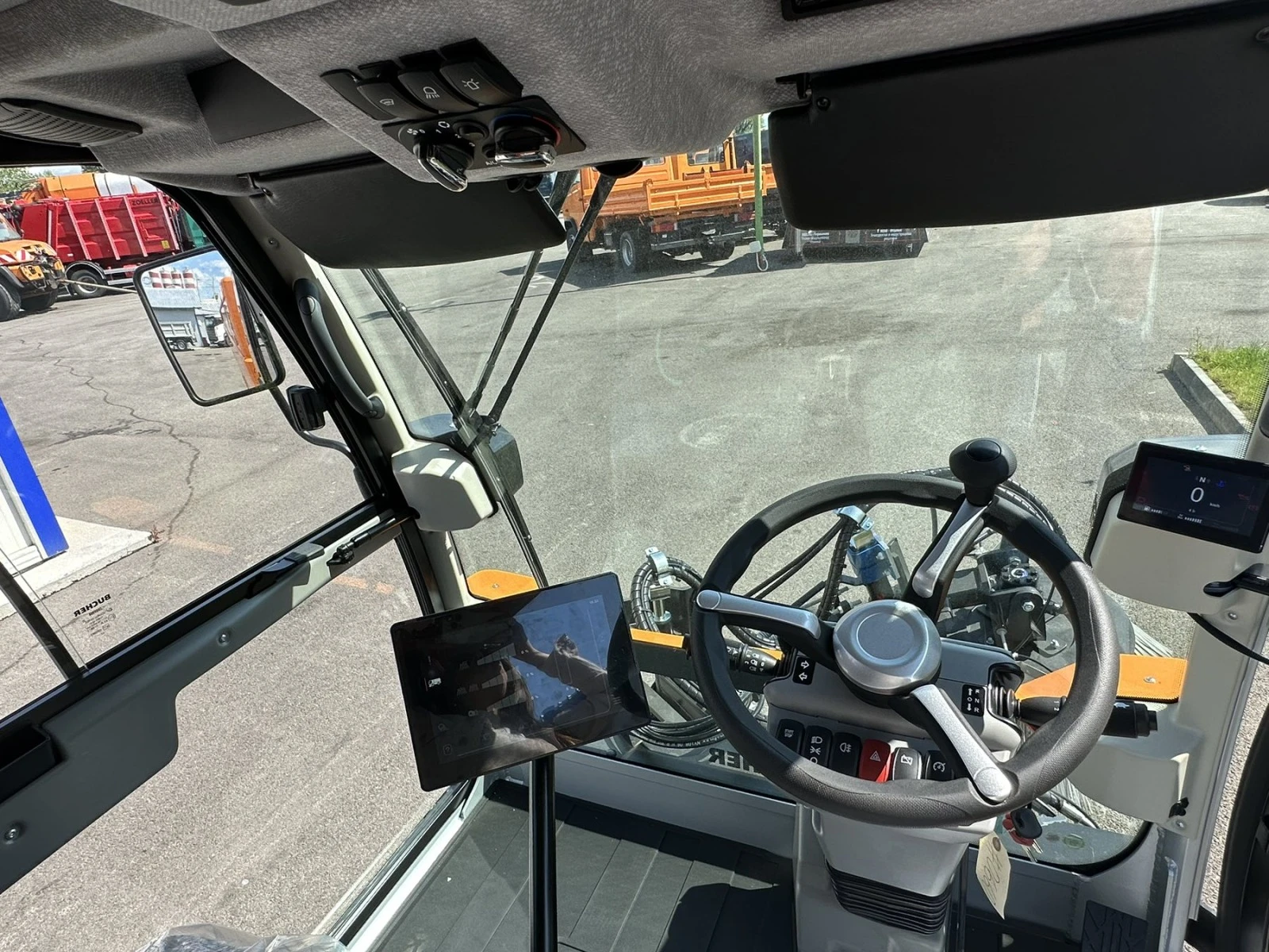 Bucher CityCat V20 | Mobile.bg   11