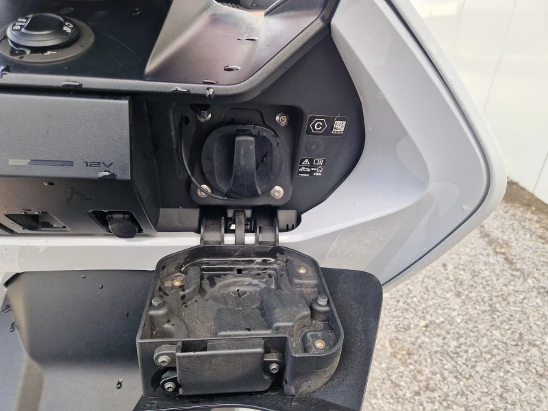 BMW C C-04 12000km TOP, снимка 9 - Мотоциклети и мототехника - 53359036