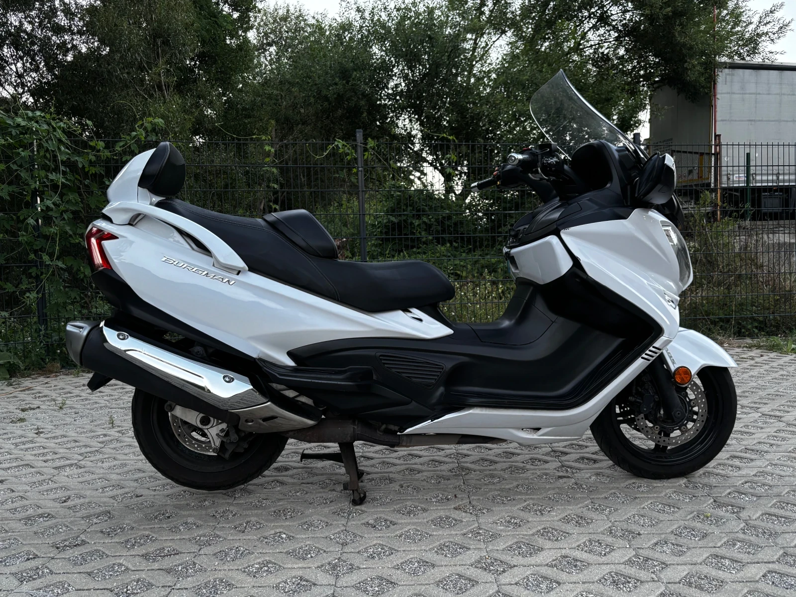 Suzuki Burgman 650* Executive* ABS* Лизинг* Доставка* Обслужване*, снимка 6 - Мотоциклети и мототехника - 55652066