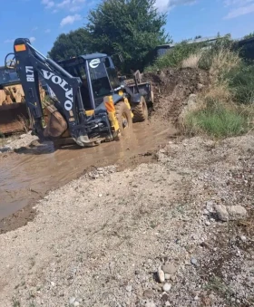 Багер Volvo BL71, снимка 2