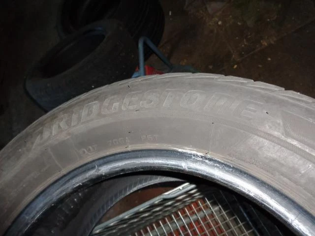 Гуми Зимни 225/55R16, снимка 7 - Гуми и джанти - 12765039