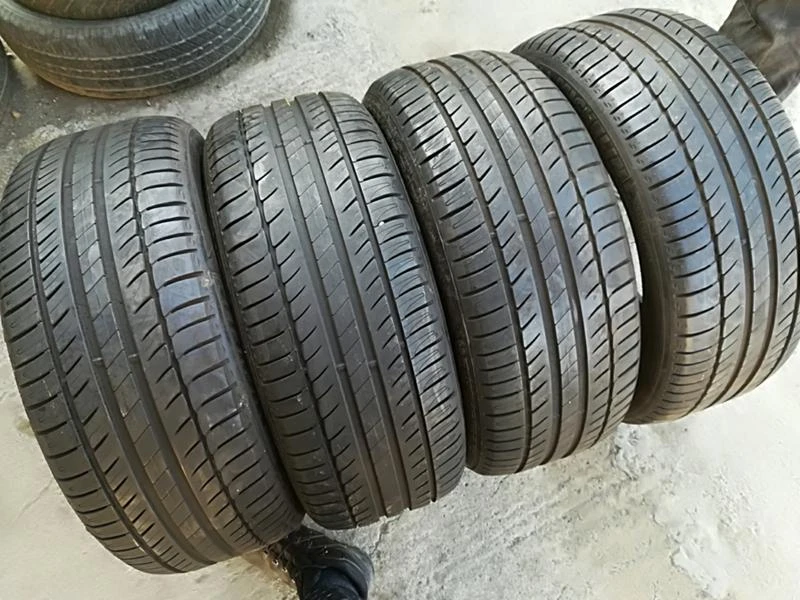 Гуми Летни 235/55R17, снимка 2 - Гуми и джанти - 24435339