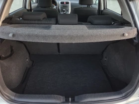Toyota Auris 1.4БЕНЗИН/79600км, снимка 15