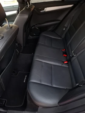 Mercedes-Benz C 320 V6 Facelift AMG пакет, Harman Kardon, Avantgarde! - 17700 лв. - 72644020 15