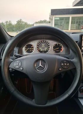 Mercedes-Benz C 320 V6 Facelift AMG пакет, Harman Kardon, Avantgarde! - 17700 лв. - 72644020 12