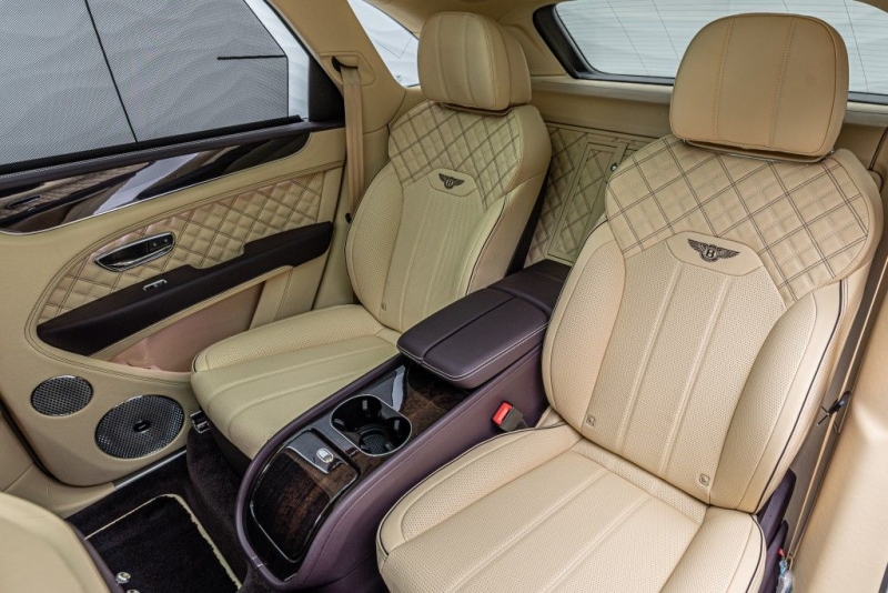 Bentley Bentayga V8*First Edition*4 Seats*NAIM*, снимка 17 - Автомобили и джипове - 43394311