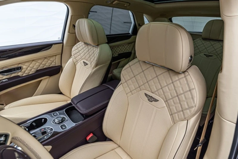 Bentley Bentayga V8*First Edition*4 Seats*NAIM*, снимка 13 - Автомобили и джипове - 47451594