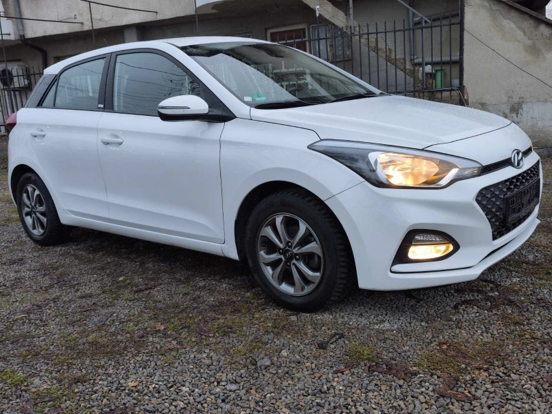 Hyundai I20 1200 I EURO 6 D, снимка 15 - Автомобили и джипове - 47851117