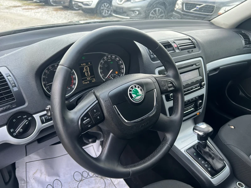 Skoda Octavia euro5, снимка 9 - Автомобили и джипове - 48101116