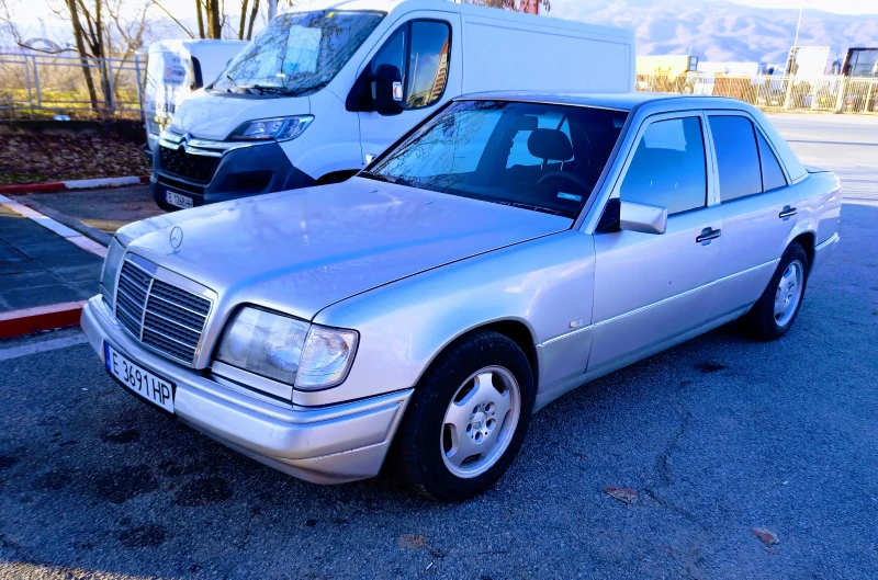 Mercedes-Benz 124, снимка 1 - Автомобили и джипове - 48348401