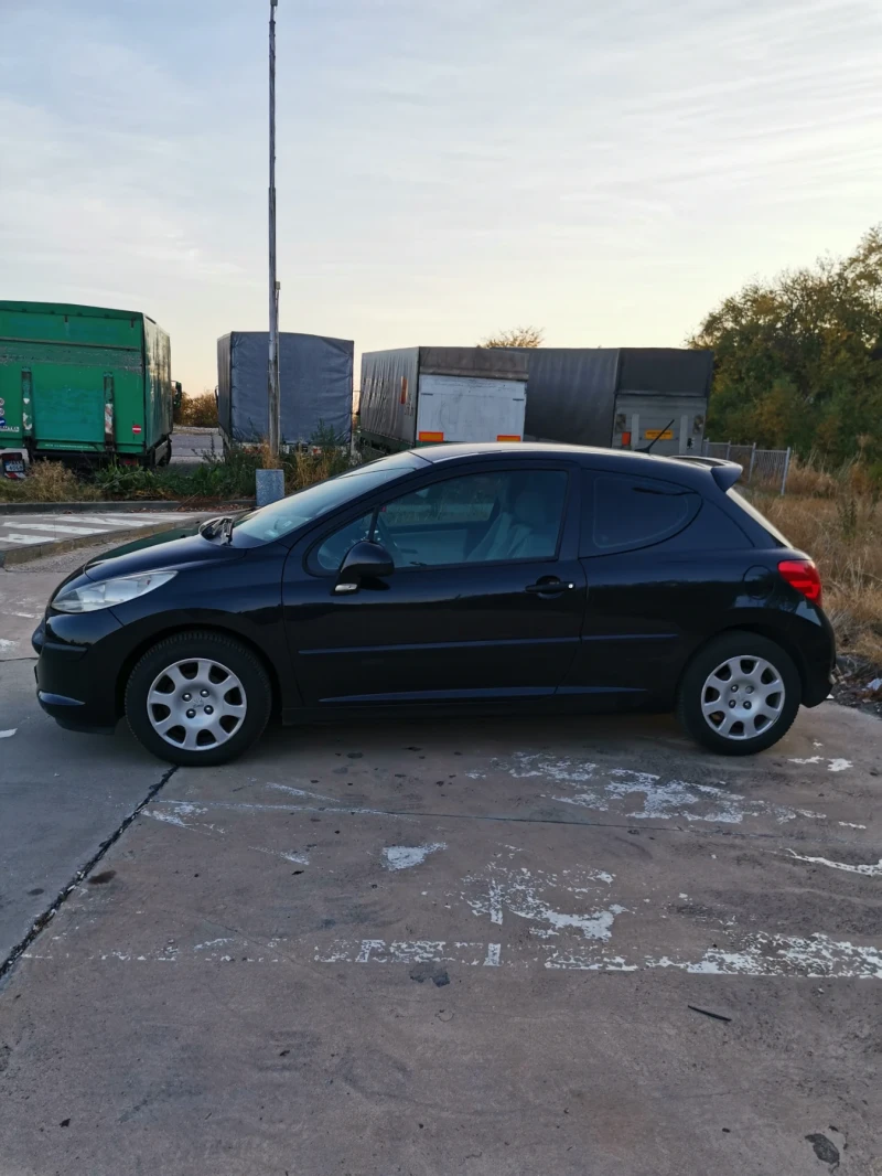 Peugeot 207, снимка 1 - Автомобили и джипове - 49155716