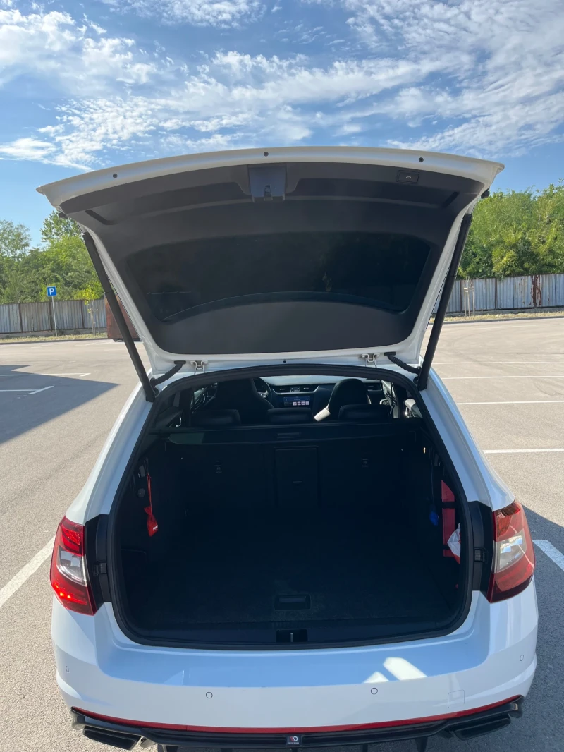 Skoda Octavia VRS, снимка 12 - Автомобили и джипове - 51454705