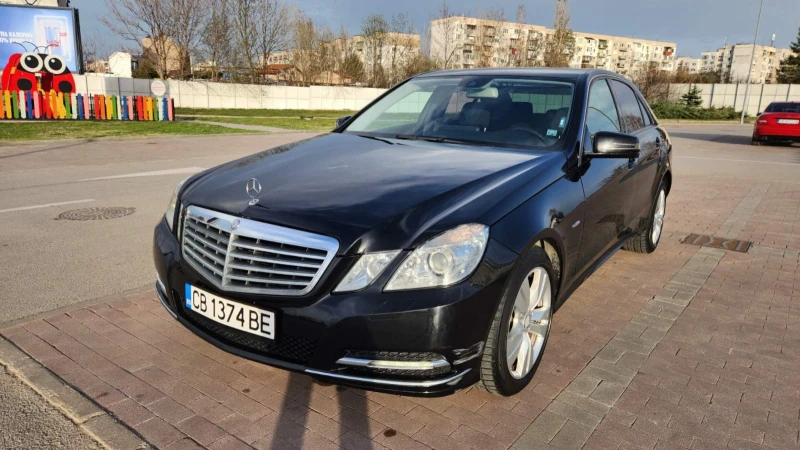 Mercedes-Benz E 200, снимка 2 - Автомобили и джипове - 52541305