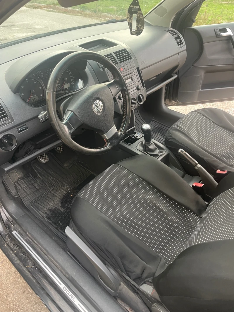 VW Polo, снимка 5 - Автомобили и джипове - 52217995