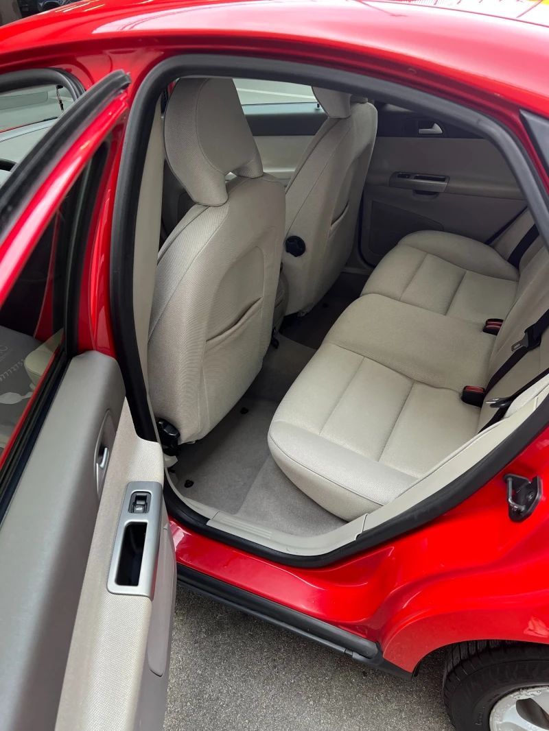 Volvo S40 II, снимка 12 - Автомобили и джипове - 52540636