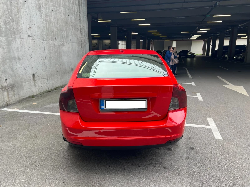 Volvo S40 II, снимка 5 - Автомобили и джипове - 52540636