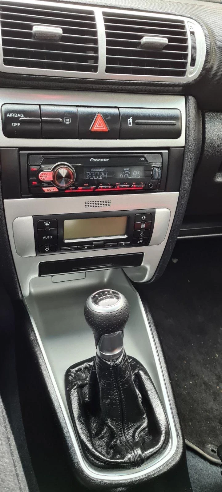 Seat Leon, снимка 10 - Автомобили и джипове - 54721629