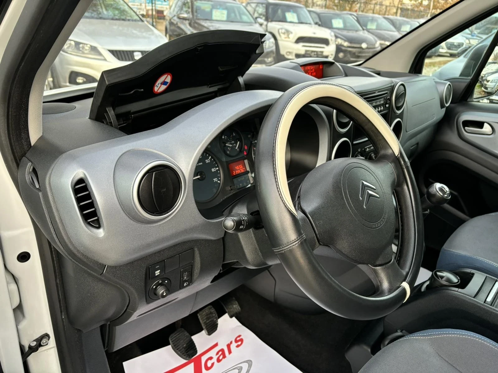 Citroen Berlingo 1.6HDi MULTISPACE  - изображение 8