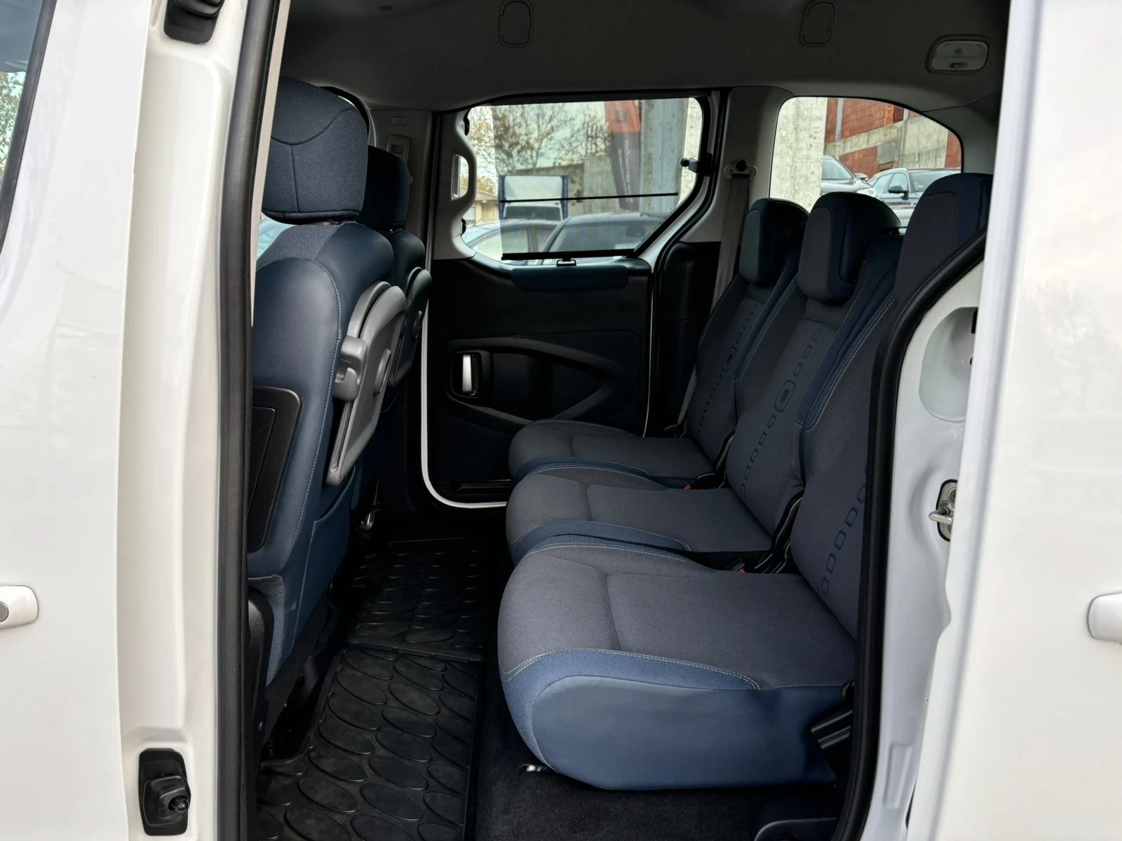 Citroen Berlingo 1.6HDi MULTISPACE  - изображение 9