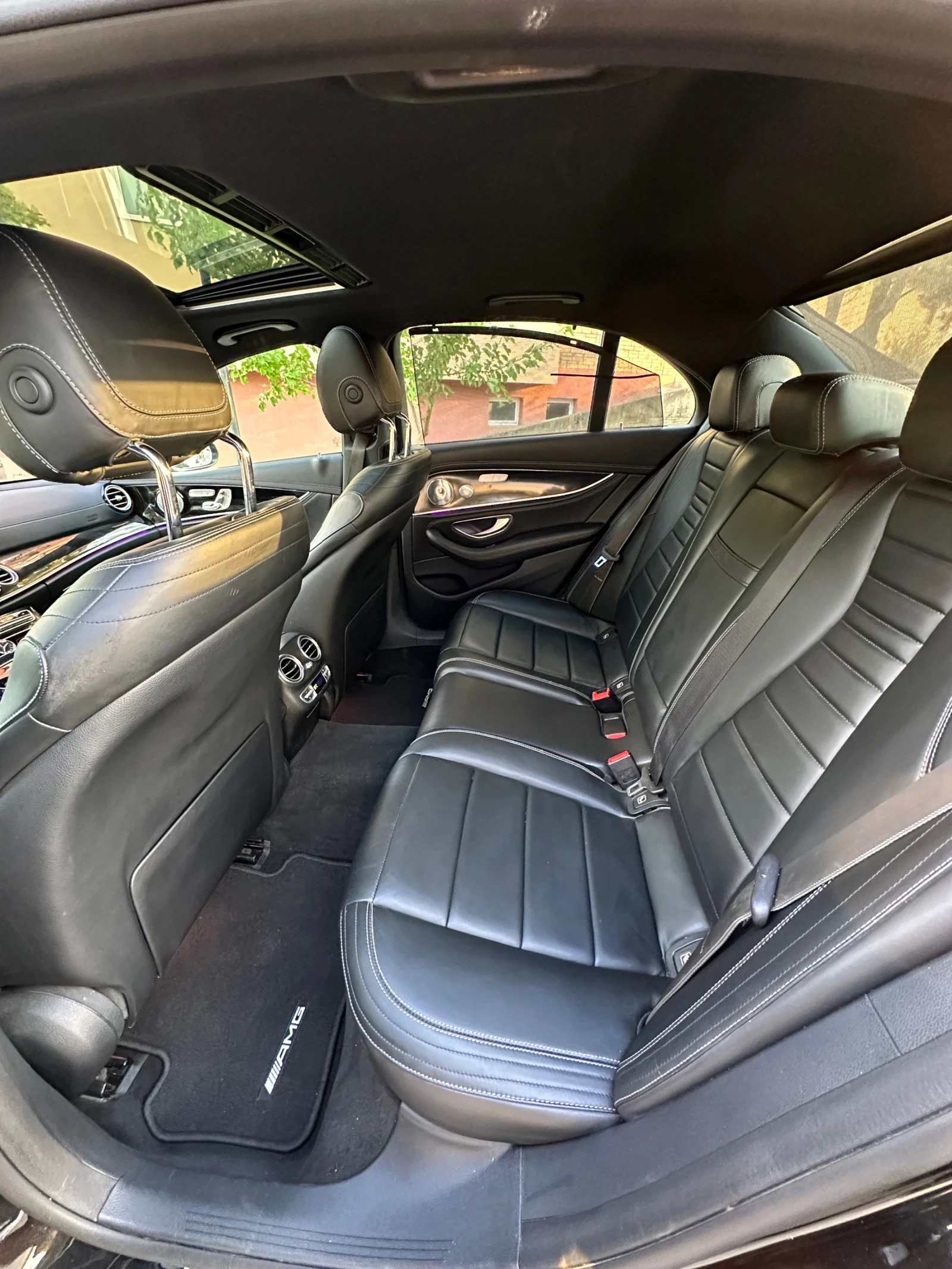 Mercedes-Benz E 350 AМG NIGHT PACK* DISTRONIC* BURMESTER* 360*  - изображение 8