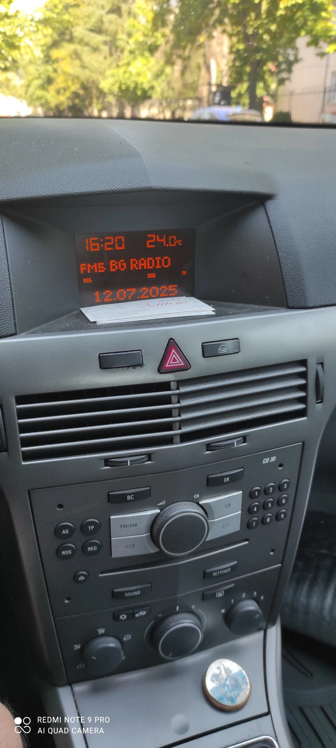 Opel Astra 1.4 - изображение 8