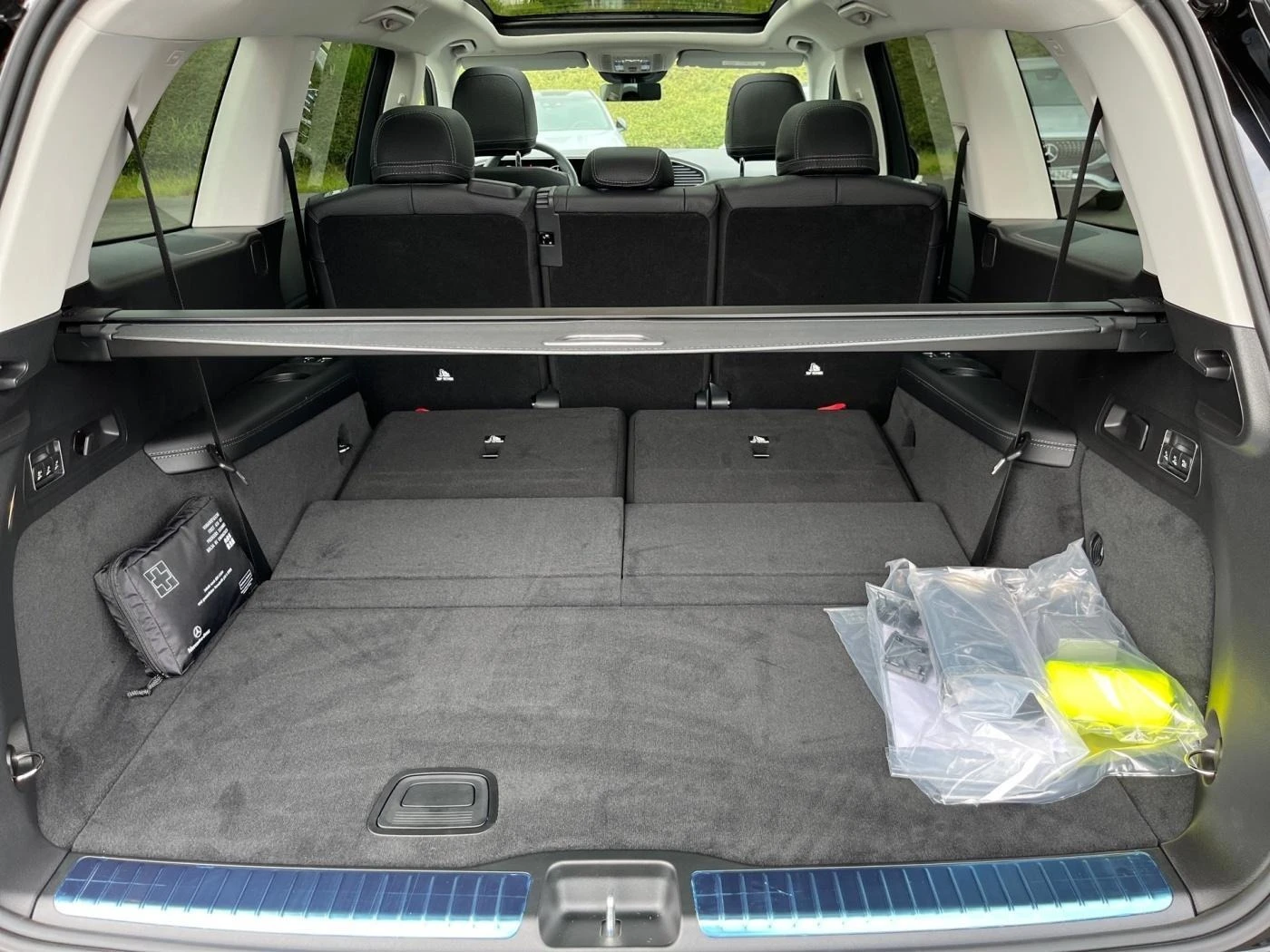 Mercedes-Benz GLS 450 d 4MATIC AMG AIRMATIC 360 CAMERA PANO  | Mobile.bg   13