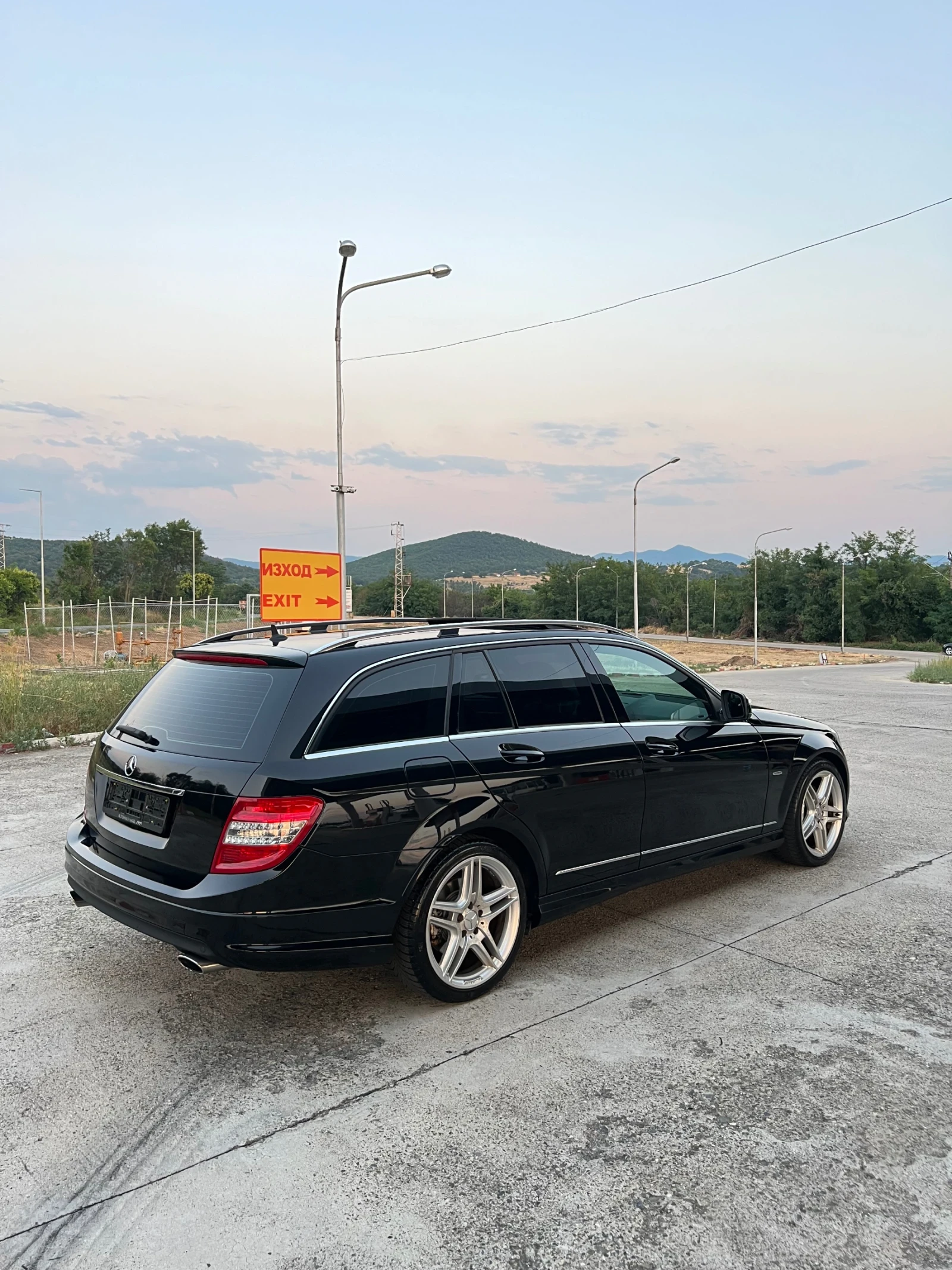 Mercedes-Benz C 320 V6 Facelift AMG пакет, Harman Kardon, Avantgarde! - изображение 8