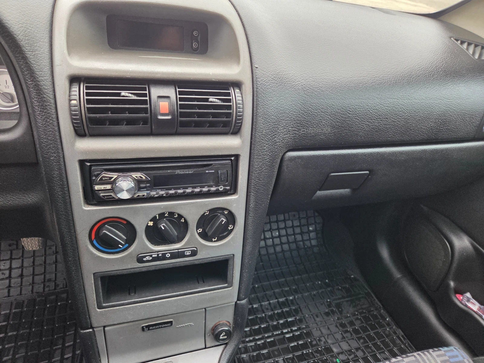 Opel Astra  - изображение 5