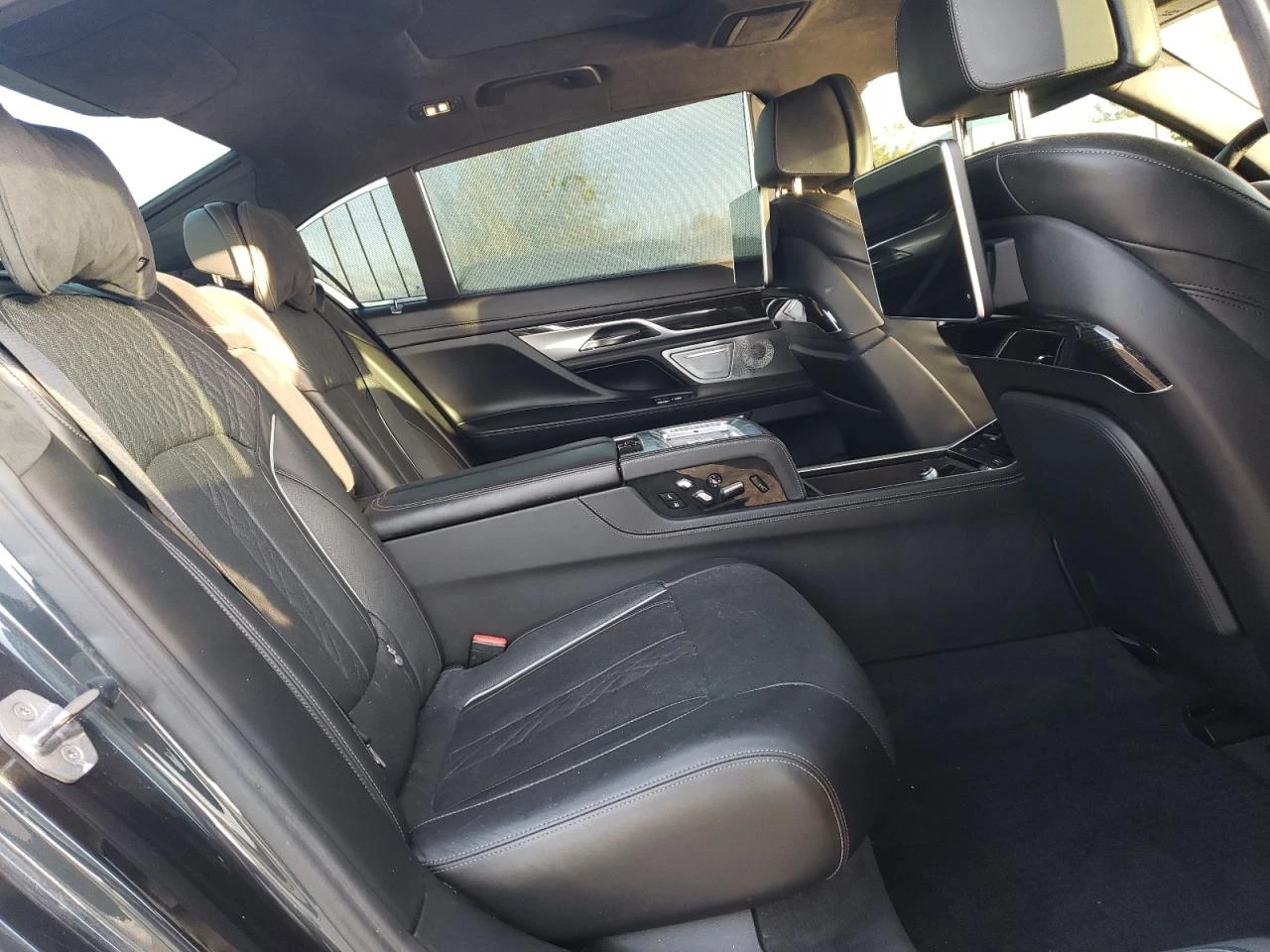 BMW 750 * XI* * *  | Mobile.bg   11